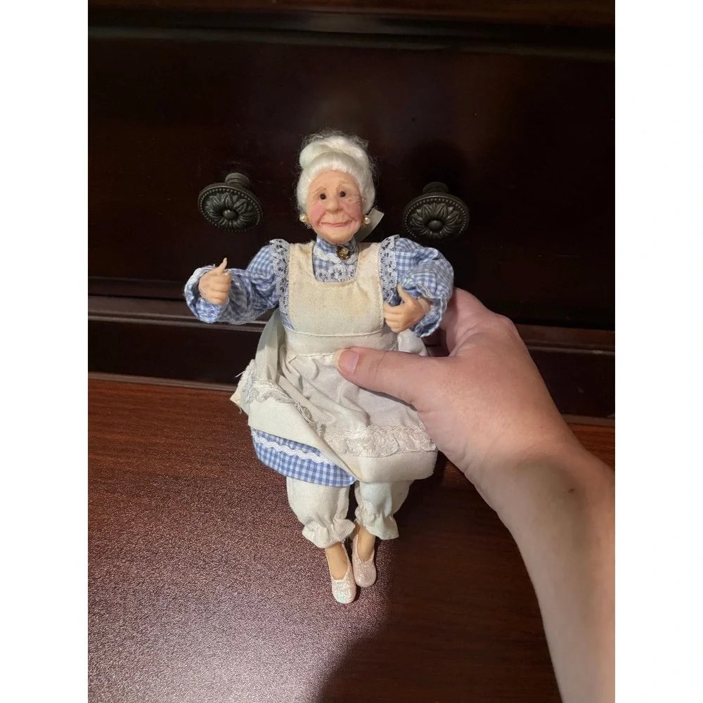Jacqueline Kent Doll